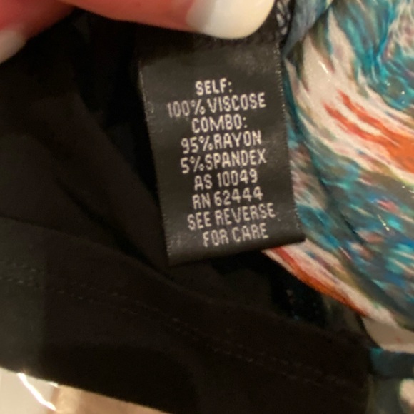 Artelier Nicole Miller Tribal Crop Top - Picture 4 of 4